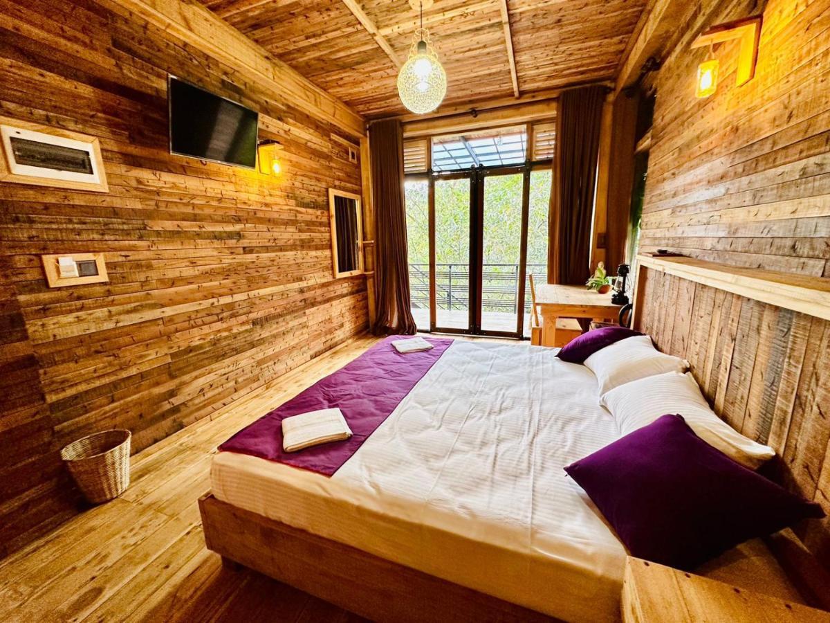 Hotel Winwood Ella Exteriér fotografie