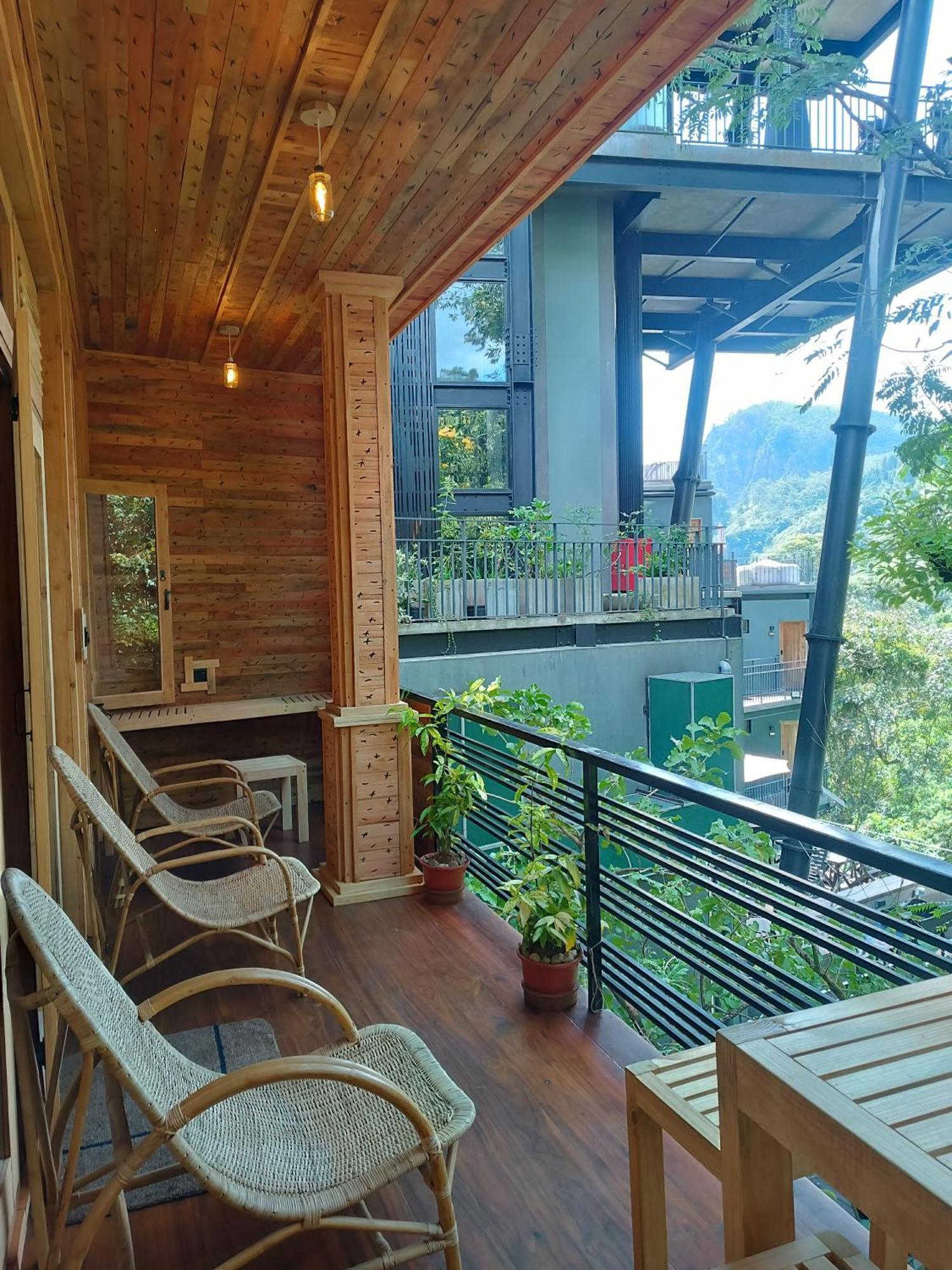 Hotel Winwood Ella Exteriér fotografie